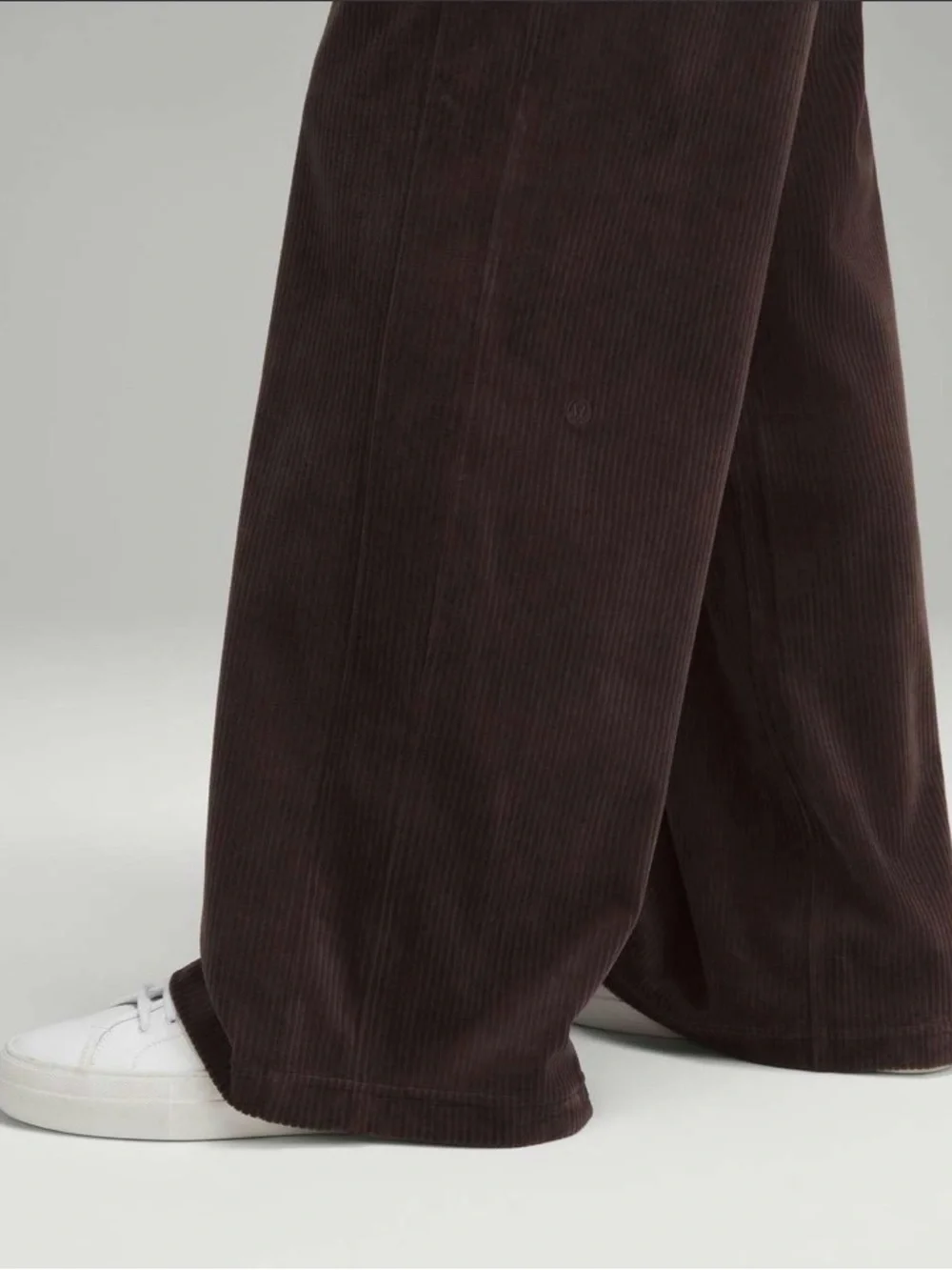 Lululemon Scuba Mid-Rise Wide-Leg Pant *Velvet Cord Espresso